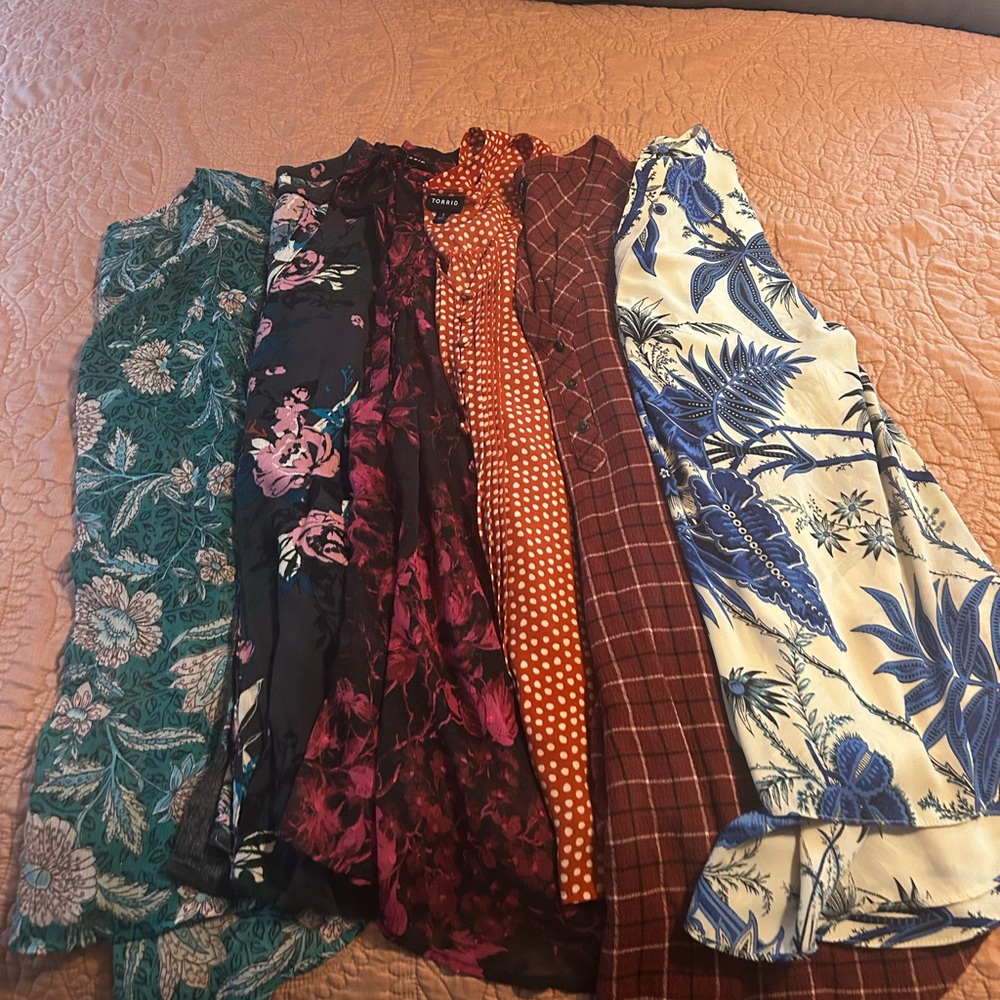 Lot of 3X Torrid long sleeved women’s blouses